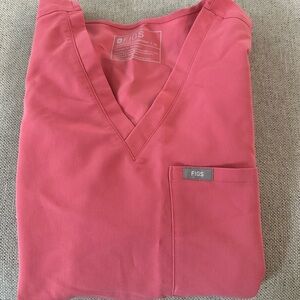Figs Catarina Scrub Top, desert rose.